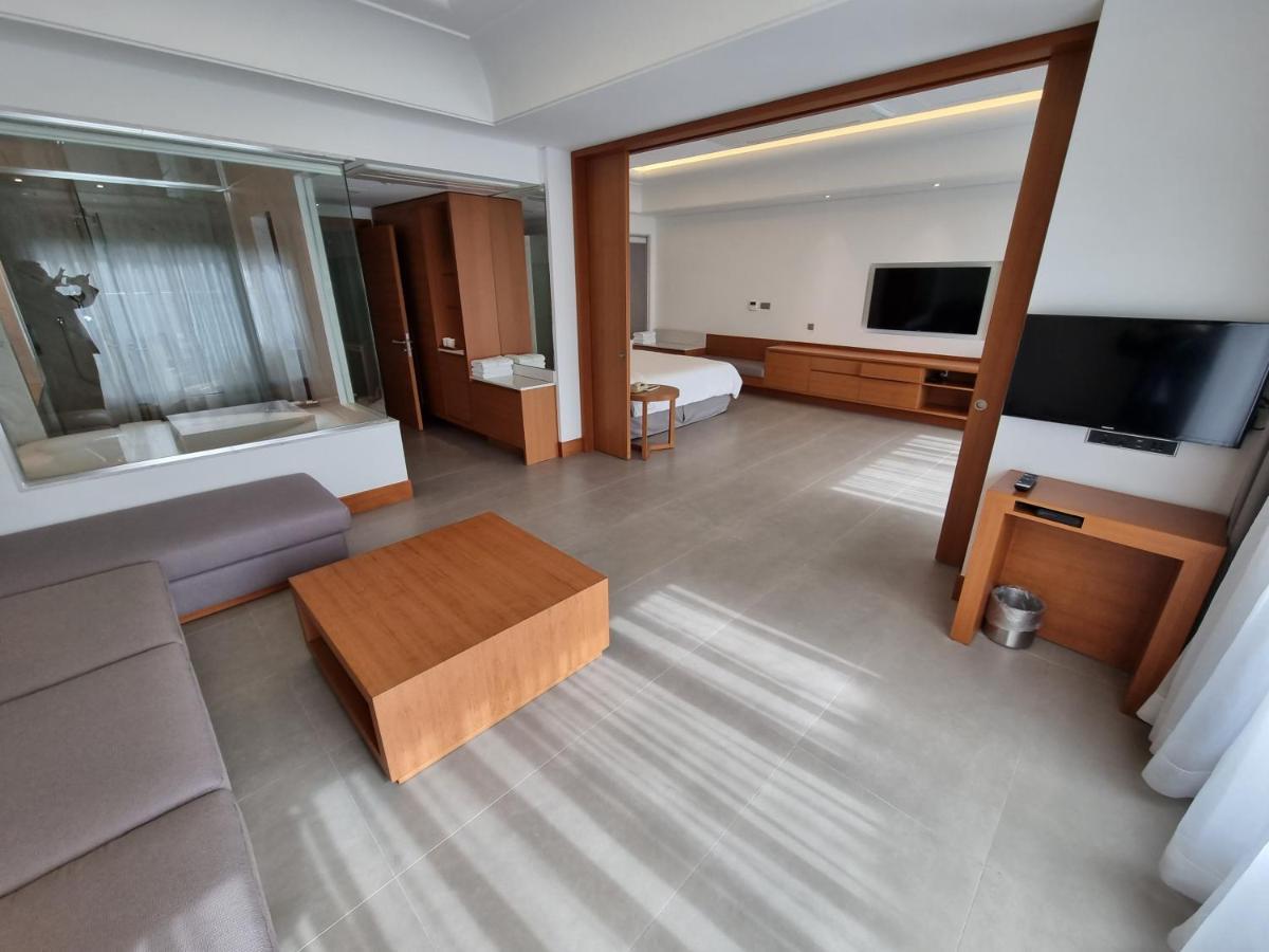 Pinegrove Hotel Gimhae Exterior foto